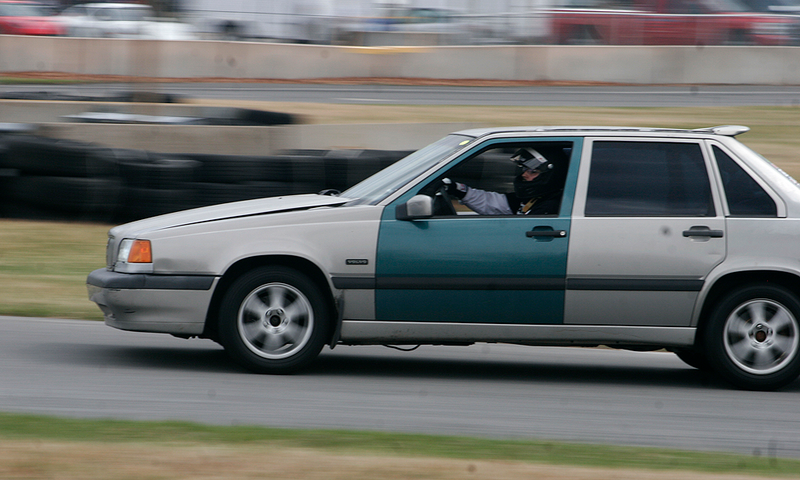 Illustration for article titled Went to an open trackday on Sunday.